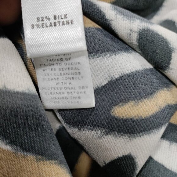 SoCa St. John Leopard Print Embellished Neckline Long Sleeve Blouse Size Small - Picture 9 of 13